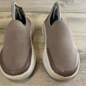 OOFOS EEzee Slip On Comfort Shoes Womens Size 8 Purple OOMG11152021